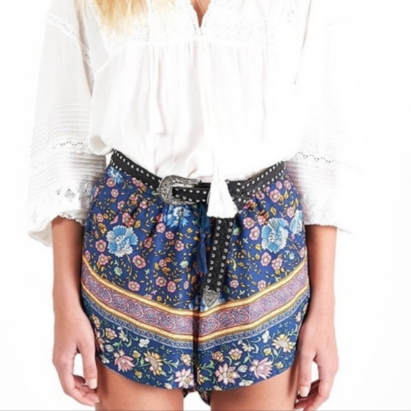 Spell Studded Leather Belt M/l - Picture 4 of 5